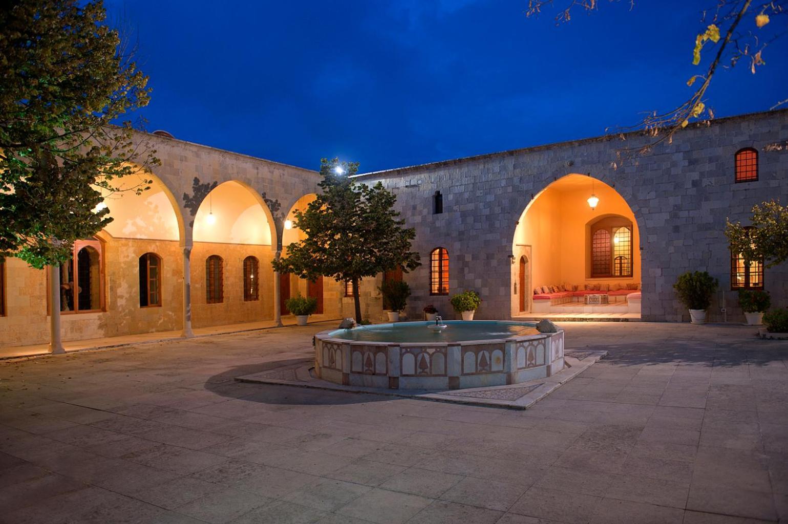 Mir Amin Palace Beit ed-Dine Exteriör bild